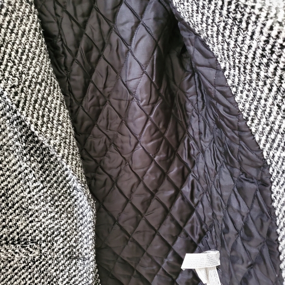 Coat - Picture 8 of 16